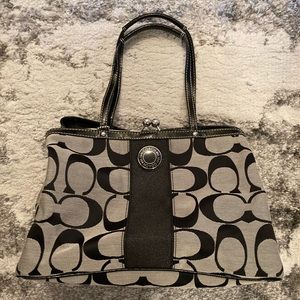 Coach purse 🖤